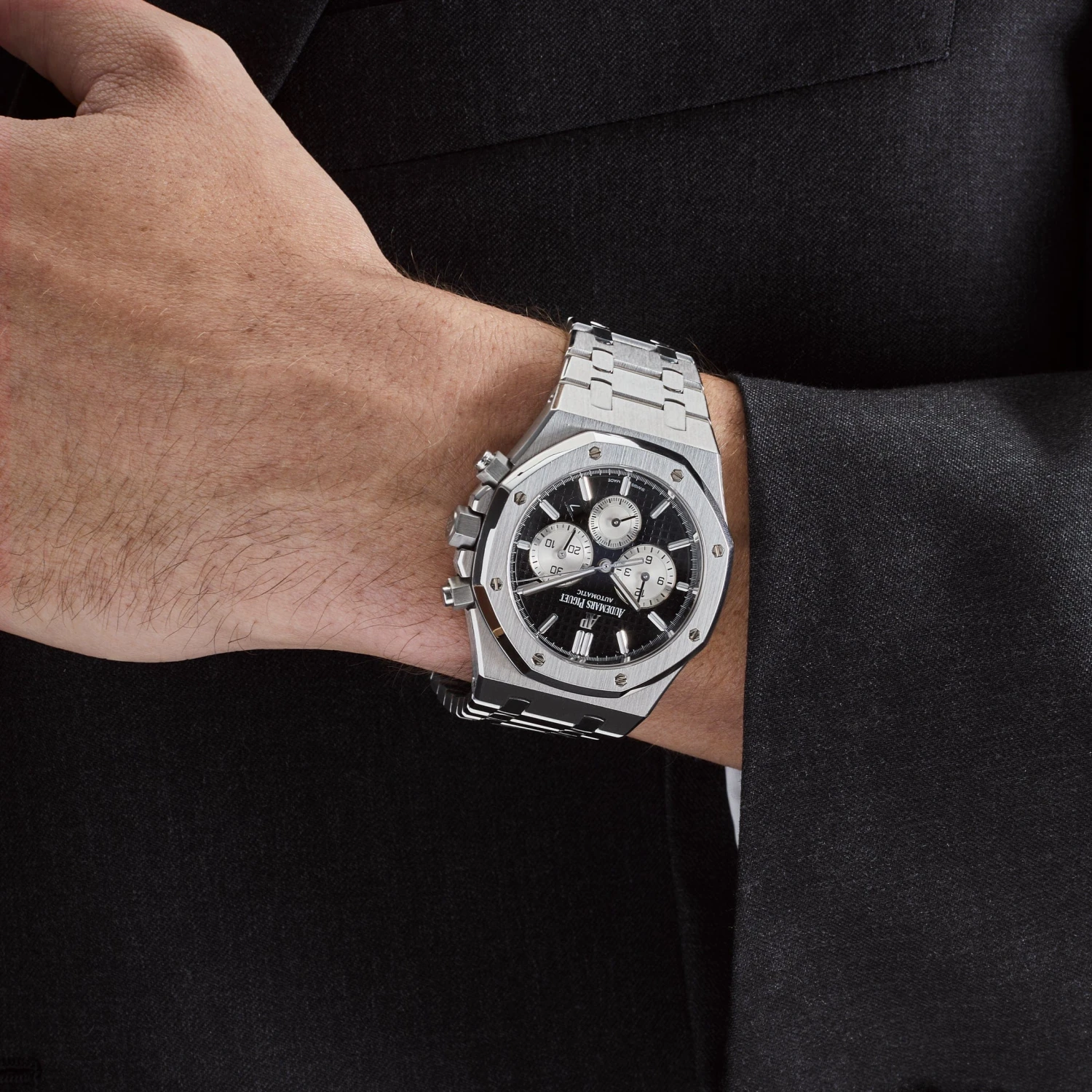 Audemars Piguet Audemars Piguet Royal Oak 26331ST.OO.1220ST.02 Selfwinding Chronograph Stainless Steel Black Dial 2 Audemars Piguet Audemars Piguet Royal Oak 26331ST.OO.1220ST.02 Selfwinding Chronograph Stainless Steel Black Dial - Image 2