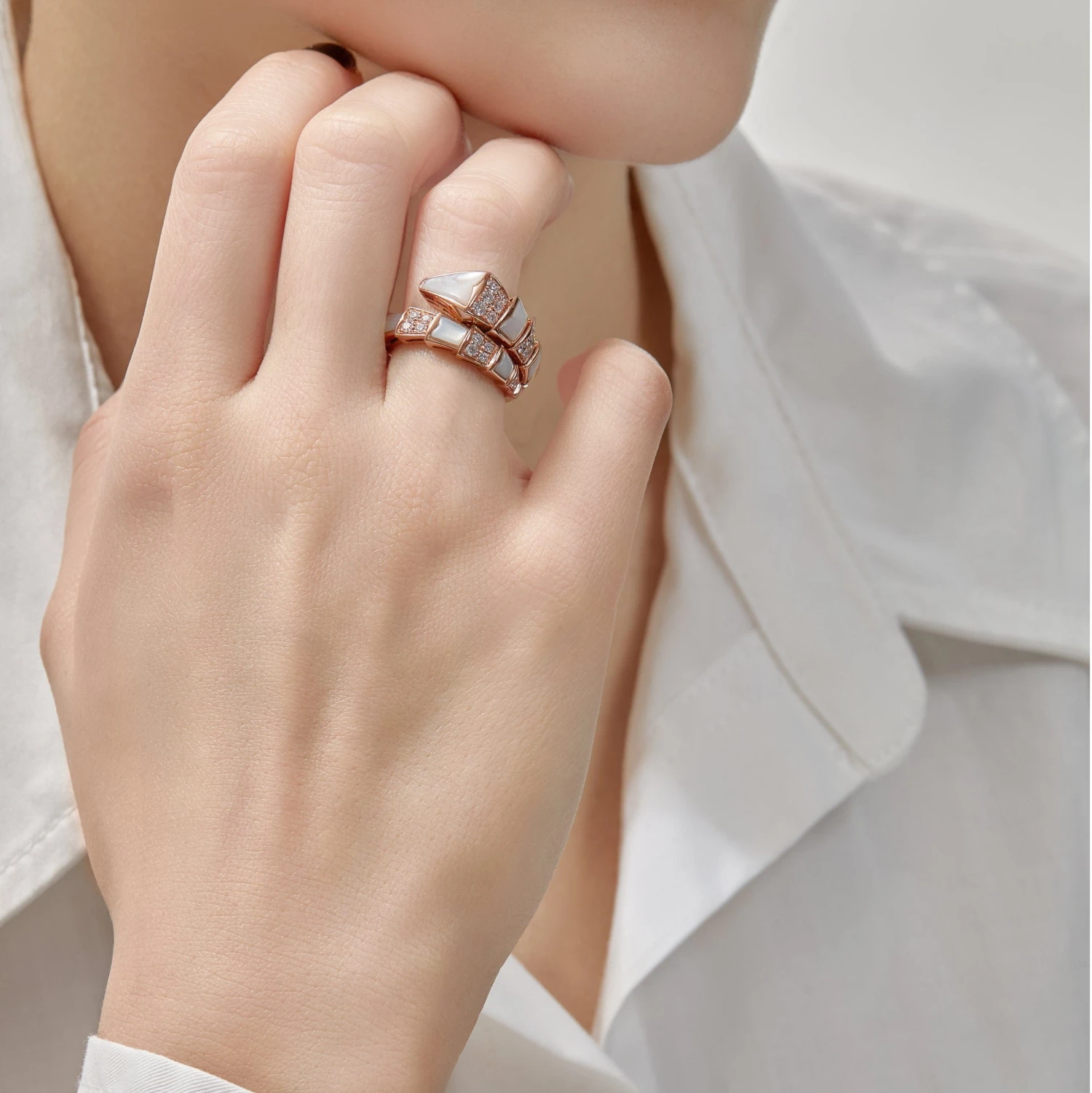 BVLGARI BVLGARI Serpenti Viper One-Coil Ring 350667 2 BVLGARI BVLGARI Serpenti Viper One-Coil Ring 350667 - Image 2