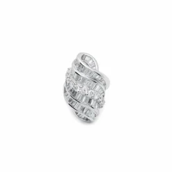 Jewels Aficionado Diamond Seashell Ring