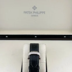 Patek Philippe Patek Philippe Nautilus 5711G-001 White Gold Grey Dial (2011) 10 Patek Philippe Patek Philippe Nautilus 5711G-001 White Gold Grey Dial (2011) -Horaluxis Sales Store patek philippe nautilus 5711g 001 white gold grey dial 2011 patek philippe 41174364029172 scaled