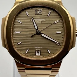Patek Philippe Patek Philippe Nautilus 7118/1R-010 Tiffany & Co. 'Ladies' Rose Gold Date (2022) 7 Patek Philippe Patek Philippe Nautilus 7118/1R-010 Tiffany & Co. 'Ladies' Rose Gold Date (2022) -Horaluxis Sales Store patek philippe nautilus 7118 1r 010 ladies rose gold date 2022 patek philippe 40301945782516 scaled