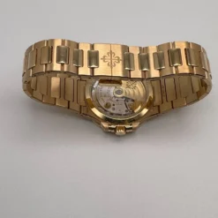 Patek Philippe Patek Philippe Nautilus 7118/1R-010 Tiffany & Co. 'Ladies' Rose Gold Date (2022) 8 Patek Philippe Patek Philippe Nautilus 7118/1R-010 Tiffany & Co. 'Ladies' Rose Gold Date (2022) -Horaluxis Sales Store patek philippe nautilus 7118 1r 010 ladies rose gold date 2022 patek philippe 40301946110196 scaled