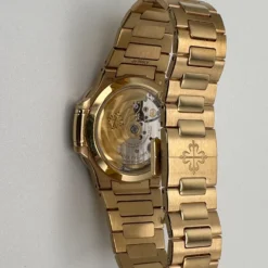 Patek Philippe Patek Philippe Nautilus 7118/1R-010 Tiffany & Co. 'Ladies' Rose Gold Date (2022) 9 Patek Philippe Patek Philippe Nautilus 7118/1R-010 Tiffany & Co. 'Ladies' Rose Gold Date (2022) -Horaluxis Sales Store patek philippe nautilus 7118 1r 010 ladies rose gold date 2022 patek philippe 40301946536180 scaled