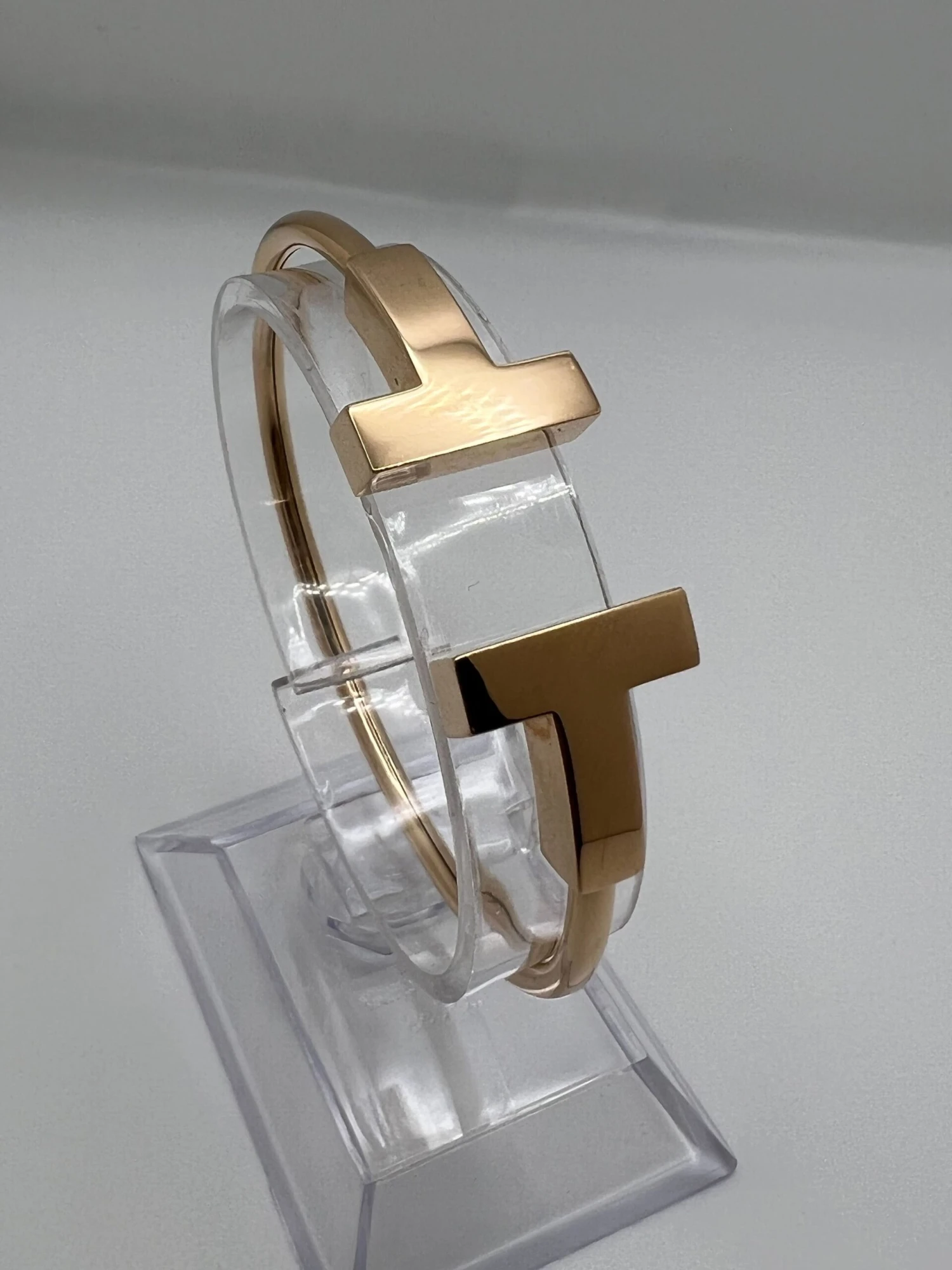 Tiffany & Co. Tiffany & Co. T Wide Wire Rose Gold Bracelet 66964299 2 Tiffany & Co. Tiffany & Co. T Wide Wire Rose Gold Bracelet 66964299 - Image 2